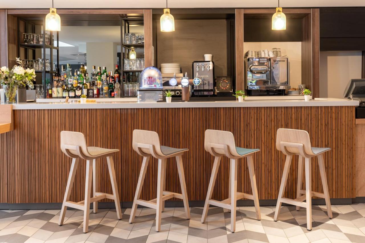 Holiday Inn Lyon Vaise By Ihg Тассин-Ла-Деми-Луне Экстерьер фото