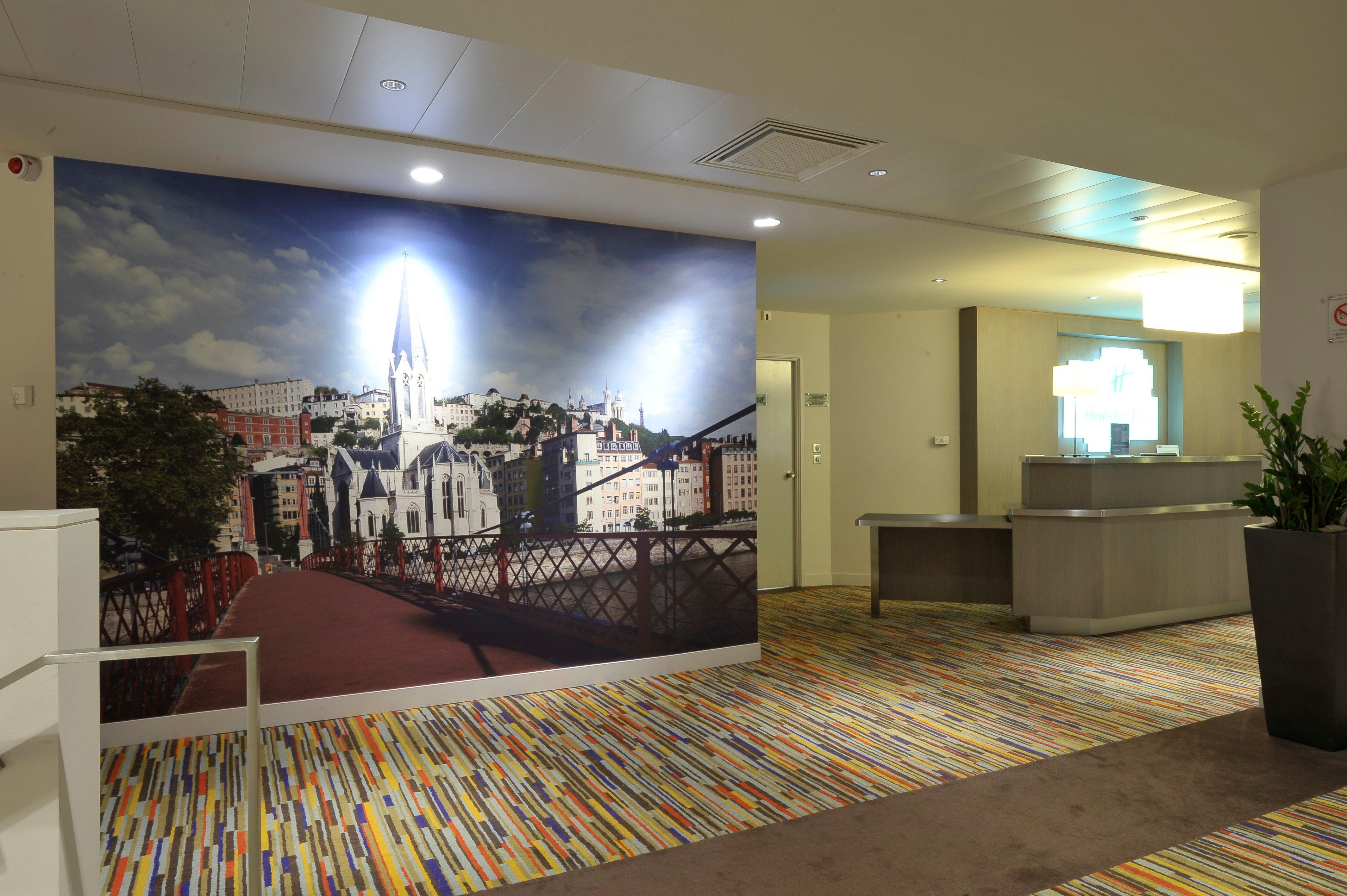 Holiday Inn Lyon Vaise By Ihg Тассин-Ла-Деми-Луне Экстерьер фото