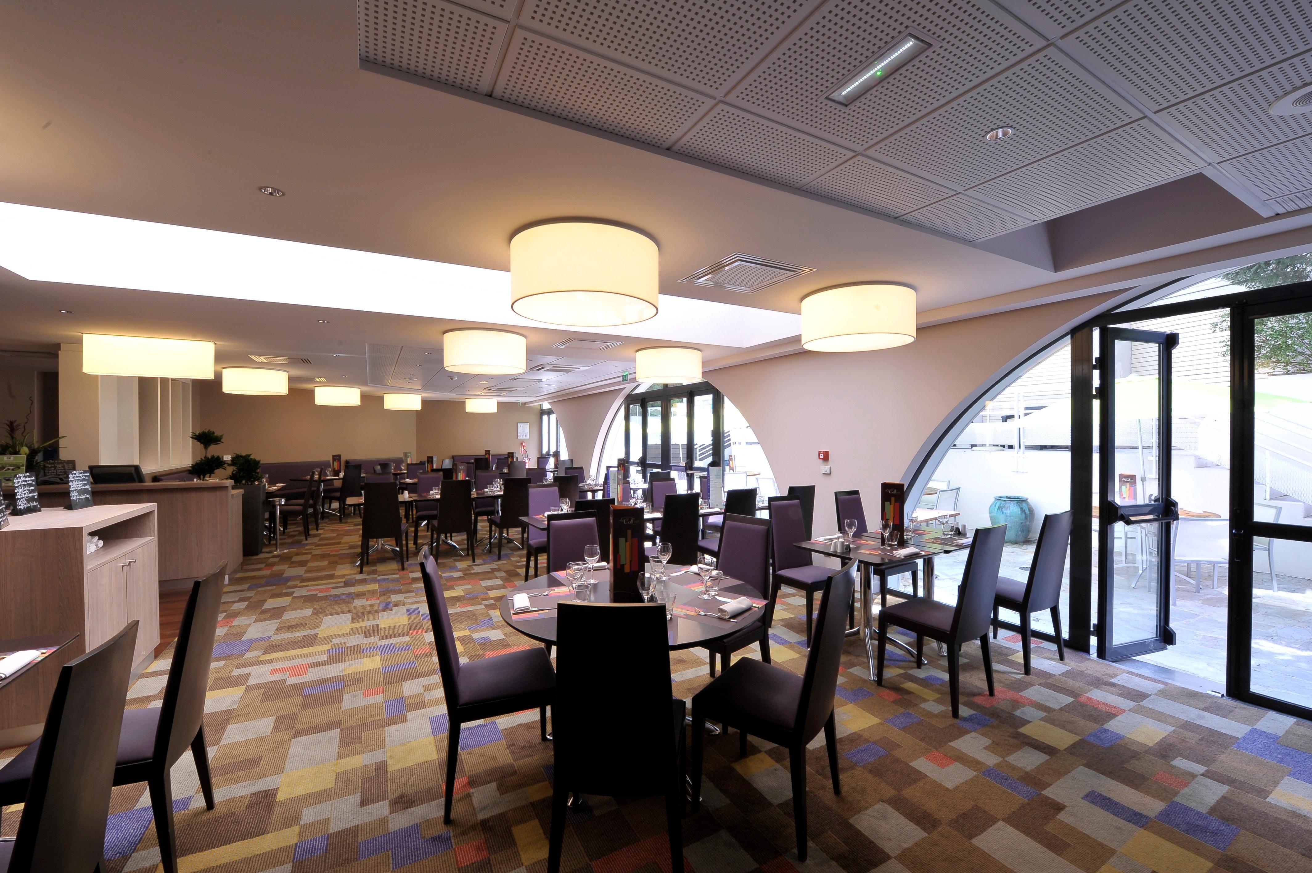 Holiday Inn Lyon Vaise By Ihg Тассин-Ла-Деми-Луне Экстерьер фото
