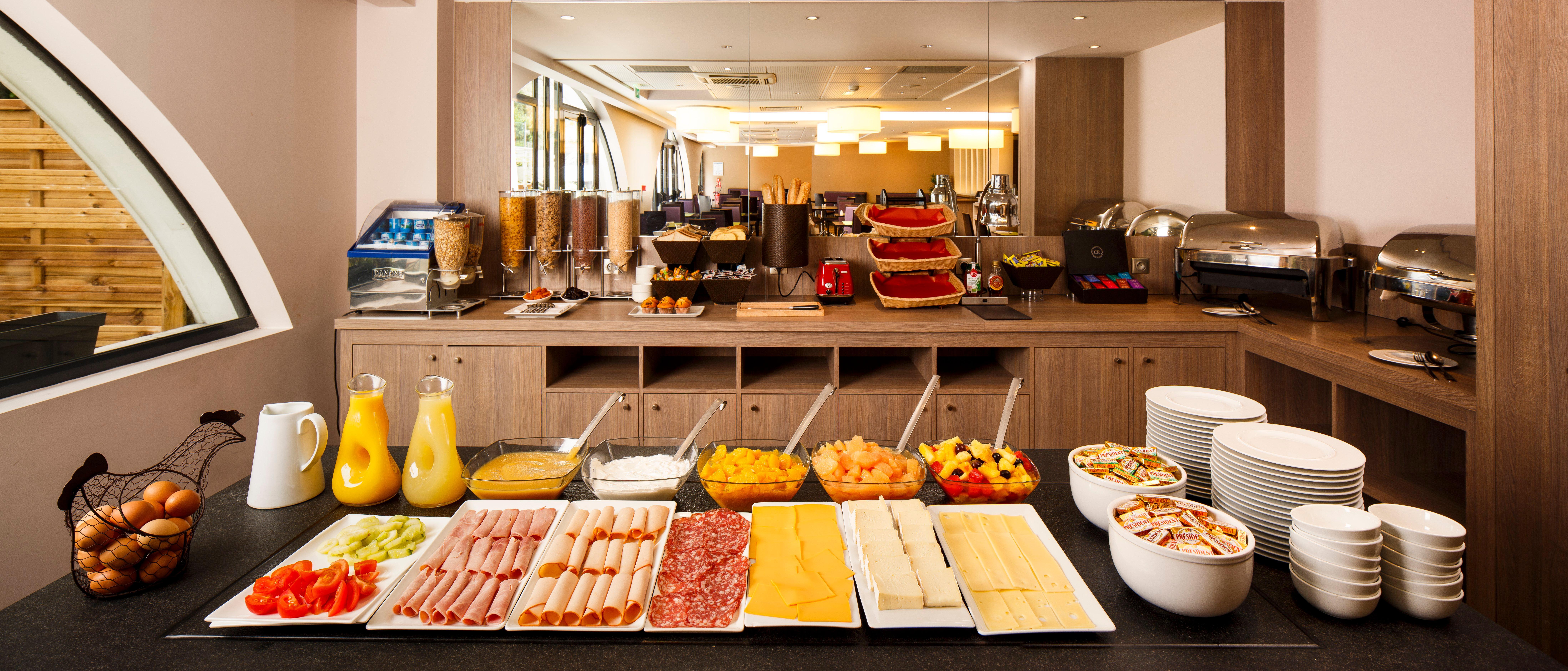 Holiday Inn Lyon Vaise By Ihg Тассин-Ла-Деми-Луне Экстерьер фото
